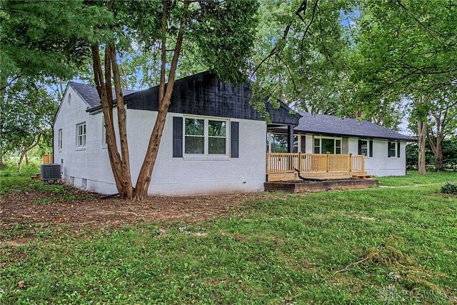 7865 Newbury Road, Tipp City, OH 45371