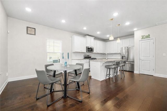 833 Jensmith Avenue, Marietta, GA 30060