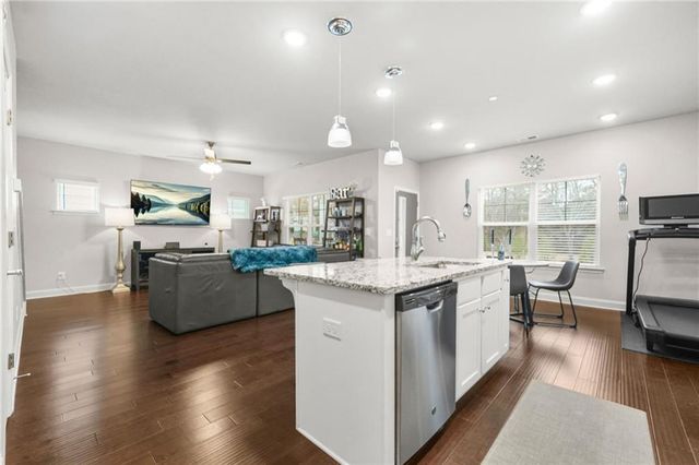 833 Jensmith Avenue, Marietta, GA 30060