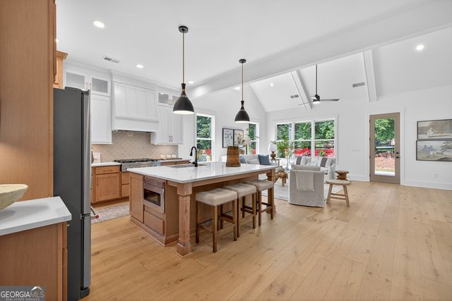 5595 Meadowstone Walk, Kennesaw, GA 30152