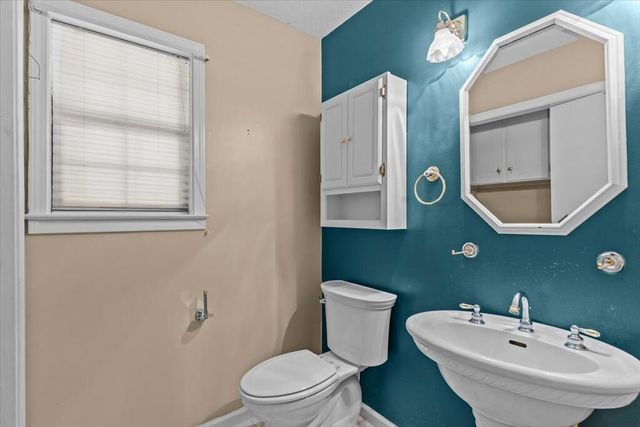 1404 Timbers Drive, Dothan, AL 36301