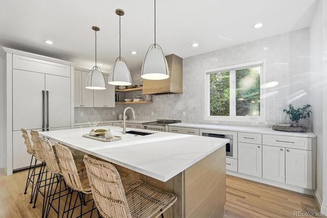 69 Blue Heron Lane, Greenwood Village, CO 80121