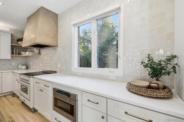 69 Blue Heron Lane, Greenwood Village, CO 80121