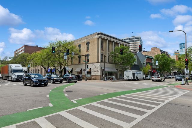 1516 Hinman Avenue 506, Evanston, IL 60201