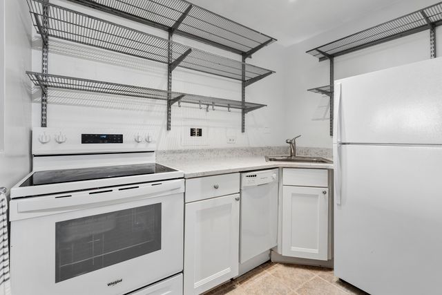 1516 Hinman Avenue 506, Evanston, IL 60201