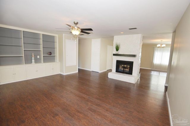 7310 W Jackson St, Pensacola, FL 32506