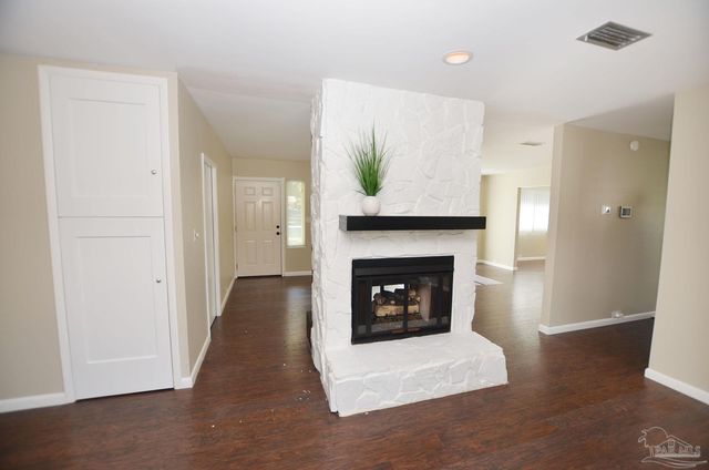 7310 W Jackson St, Pensacola, FL 32506