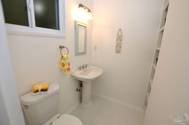 7310 W Jackson St, Pensacola, FL 32506