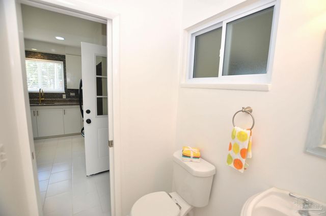 7310 W Jackson St, Pensacola, FL 32506