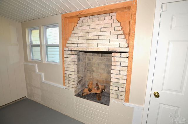 7310 W Jackson St, Pensacola, FL 32506