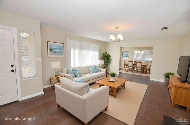 7310 W Jackson St, Pensacola, FL 32506