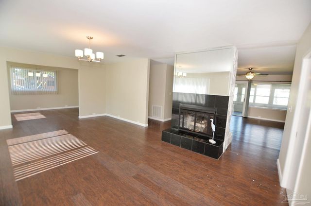 7310 W Jackson St, Pensacola, FL 32506