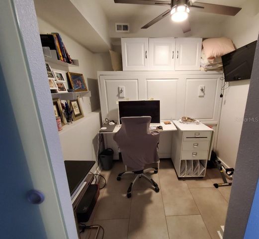 31 ISLAND WAY 303, Clearwater Beach, FL 33767