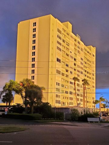 31 ISLAND WAY 303, Clearwater Beach, FL 33767