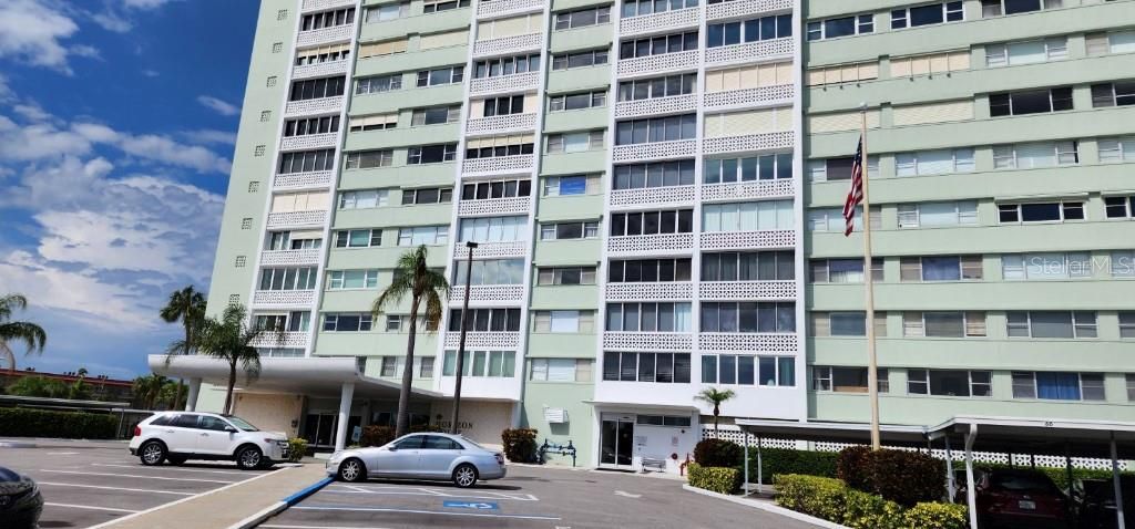 31 ISLAND WAY 303, Clearwater Beach, FL 33767