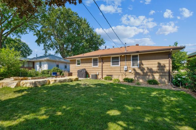 3355 Central Avenue NE, Minneapolis, MN 55418