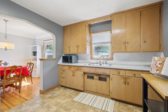 3355 Central Avenue NE, Minneapolis, MN 55418