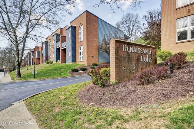 2745 Grinstead Dr APT 208, Louisville, KY 40206