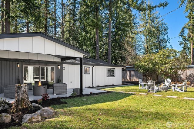 2027 219th Lane SE, Sammamish, WA 98075