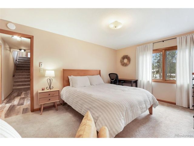 220 Morning Sun Dr, Woodland Park, CO 80863