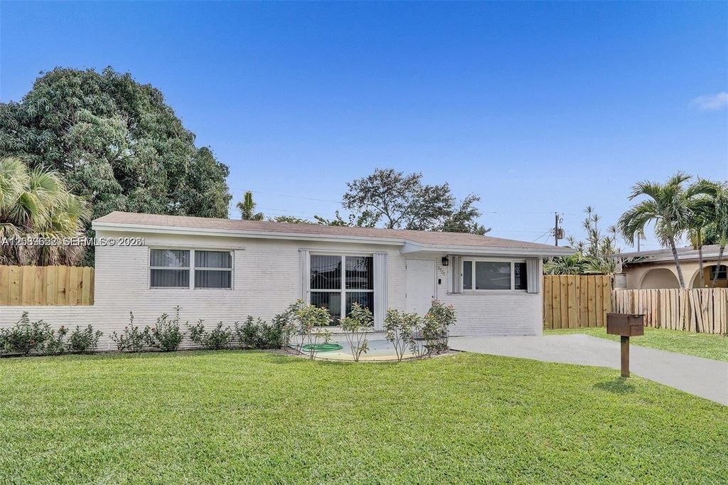 6720 Freedom Street A, Hollywood, FL 33024