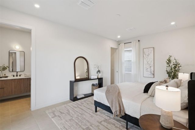 455 SKYFIELD COURT, Lady Lake, FL 32159