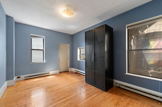 609 S 9th Street 8, Minneapolis, MN 55404