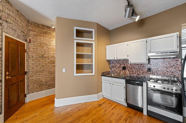 609 S 9th Street 8, Minneapolis, MN 55404
