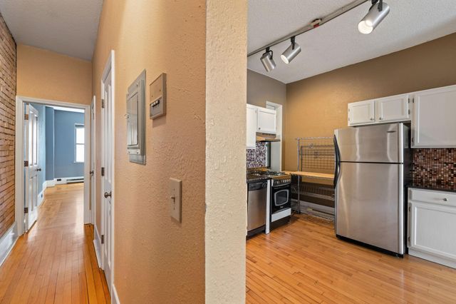 609 S 9th Street 8, Minneapolis, MN 55404