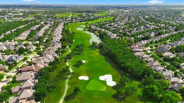1581 Meadows Avenue, Lantana, TX 76226