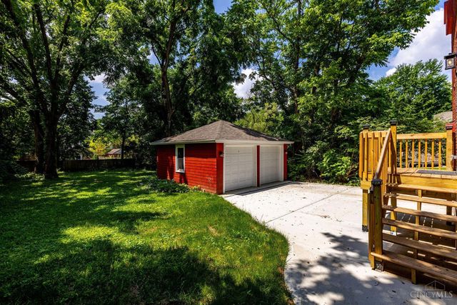 25 Euclid Avenue, Wyoming, OH 45215