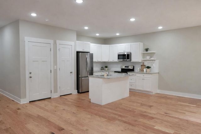 8476 Old Cleveland Pike, Ooltewah, TN 37363