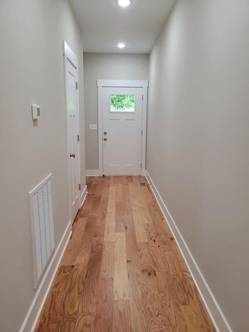 8476 Old Cleveland Pike, Ooltewah, TN 37363