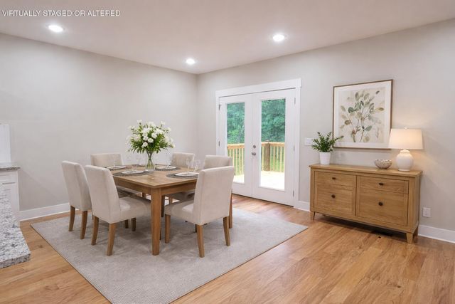 8476 Old Cleveland Pike, Ooltewah, TN 37363