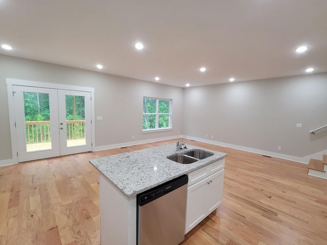 8476 Old Cleveland Pike, Ooltewah, TN 37363