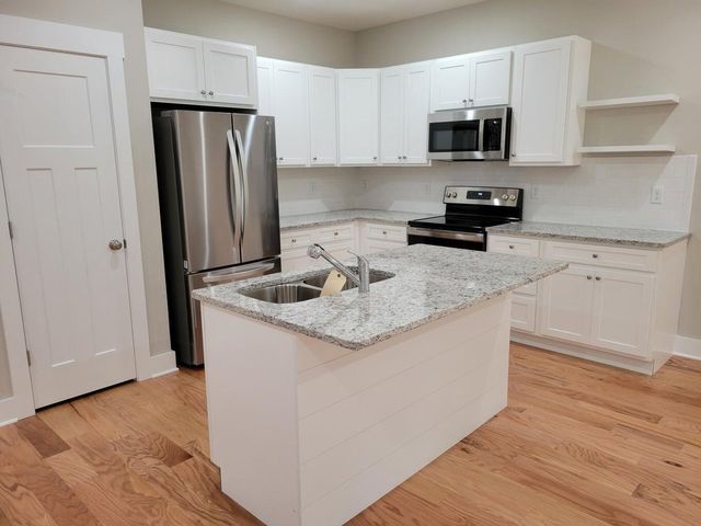 8476 Old Cleveland Pike, Ooltewah, TN 37363