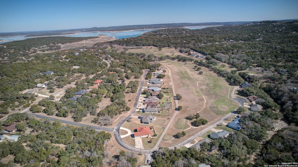 412 SHAYLA LN, Canyon Lake, TX 78133