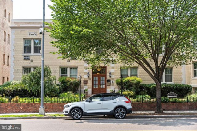 3022 WISCONSIN AVE NW #103, Washington, DC 20016