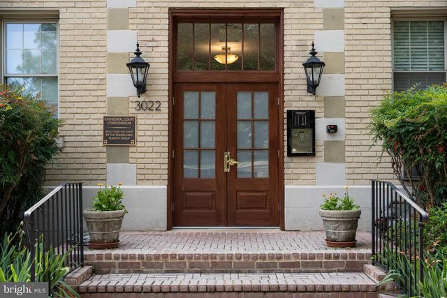 3022 WISCONSIN AVE NW #103, Washington, DC 20016