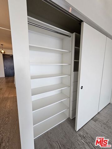 1111 S Grand Avenue 1014, Los Angeles, CA 90015