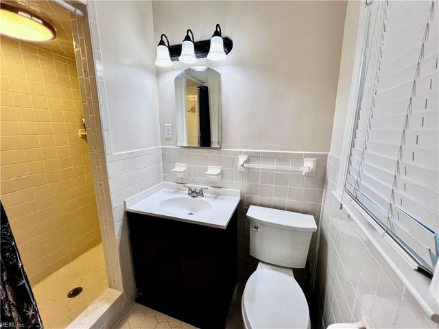 5001 Bellamy Manor DR, Virginia Beach, VA 23464