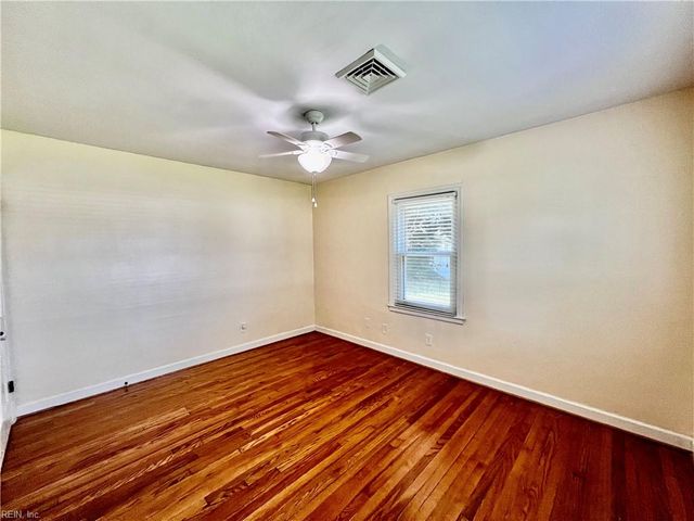 5001 Bellamy Manor DR, Virginia Beach, VA 23464