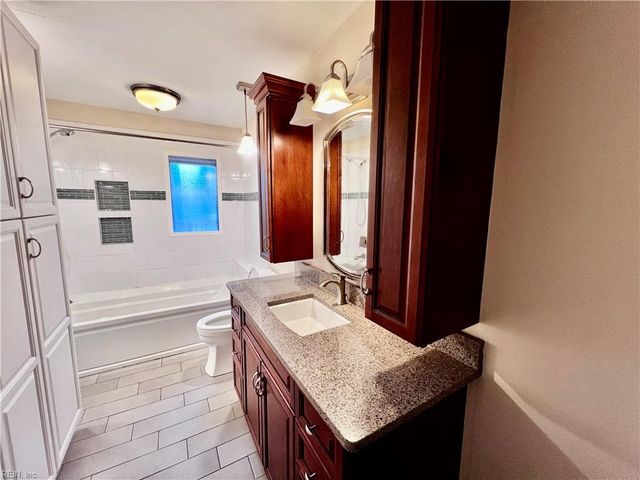 5001 Bellamy Manor DR, Virginia Beach, VA 23464