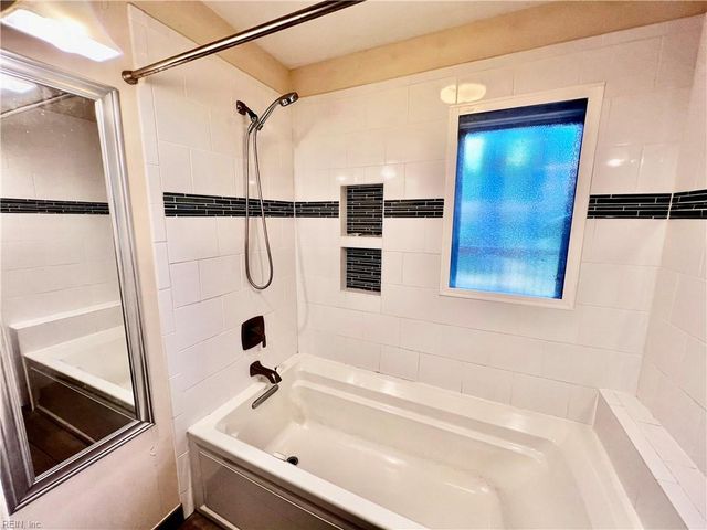 5001 Bellamy Manor DR, Virginia Beach, VA 23464