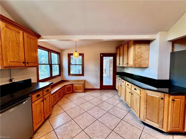 5001 Bellamy Manor DR, Virginia Beach, VA 23464