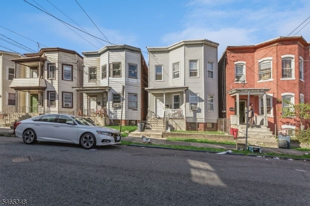 81 George St, Paterson City, NJ 07503 — exterior