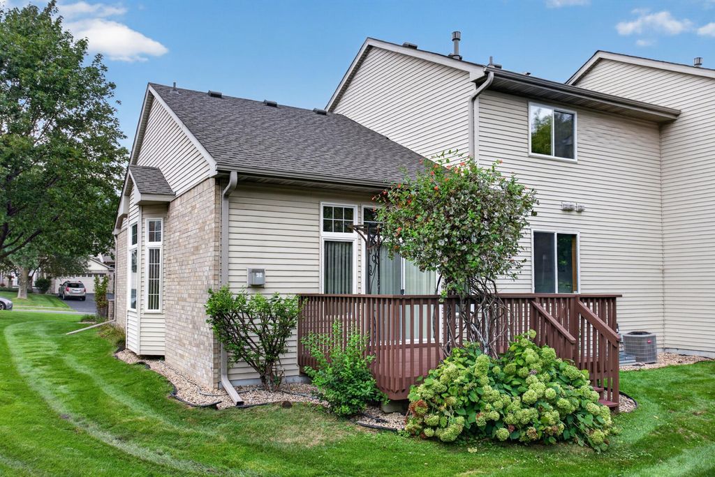 3781 Burgundy Drive, Eagan, MN 55122 — photo 5