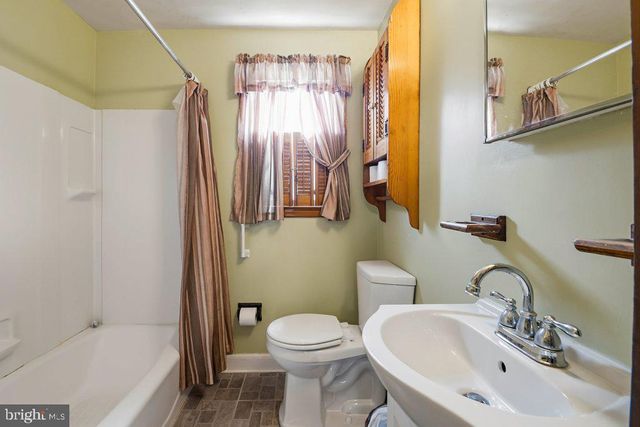 2907 EDGEWOOD AVE, Baltimore, MD 21234