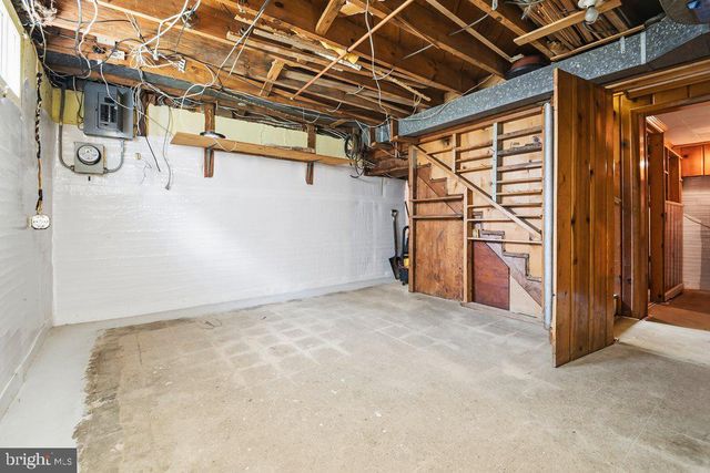 2907 EDGEWOOD AVE, Baltimore, MD 21234