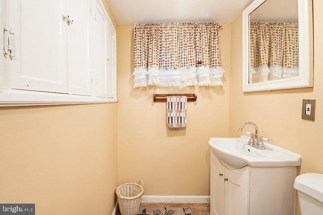 2907 EDGEWOOD AVE, Baltimore, MD 21234